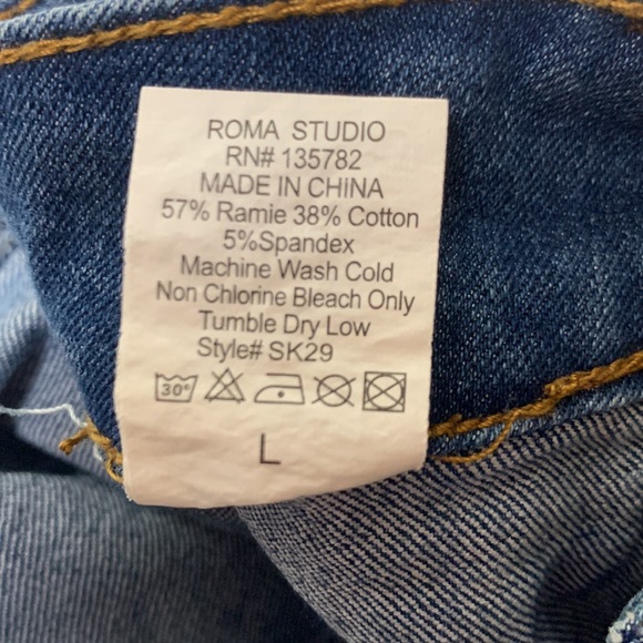 Roma Studio | Denim Button Skirt Size L - Picture 5 of 5